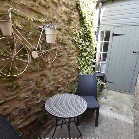 Castlegate Cottage 皮克林 外观 照片